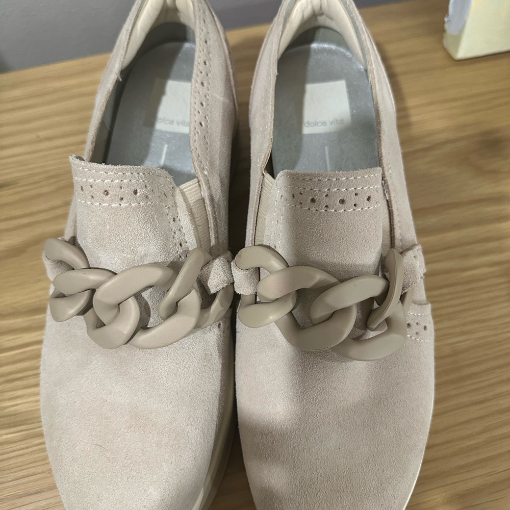 Dolce Vita Light Tan Jhenee platform Suede Loafers with Chain Accent